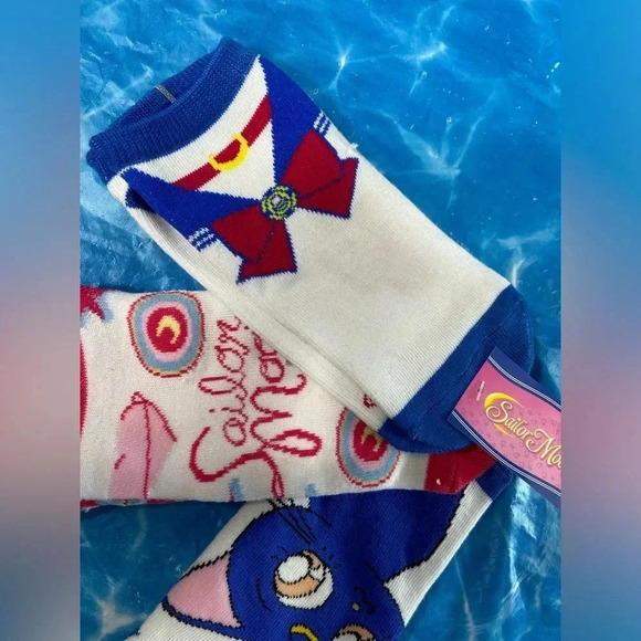 Sailor Moon - Size 4-10 Socks - BNWT ๐๐คตโโ๏ธ๐น๐ช - Picture 3 of 7